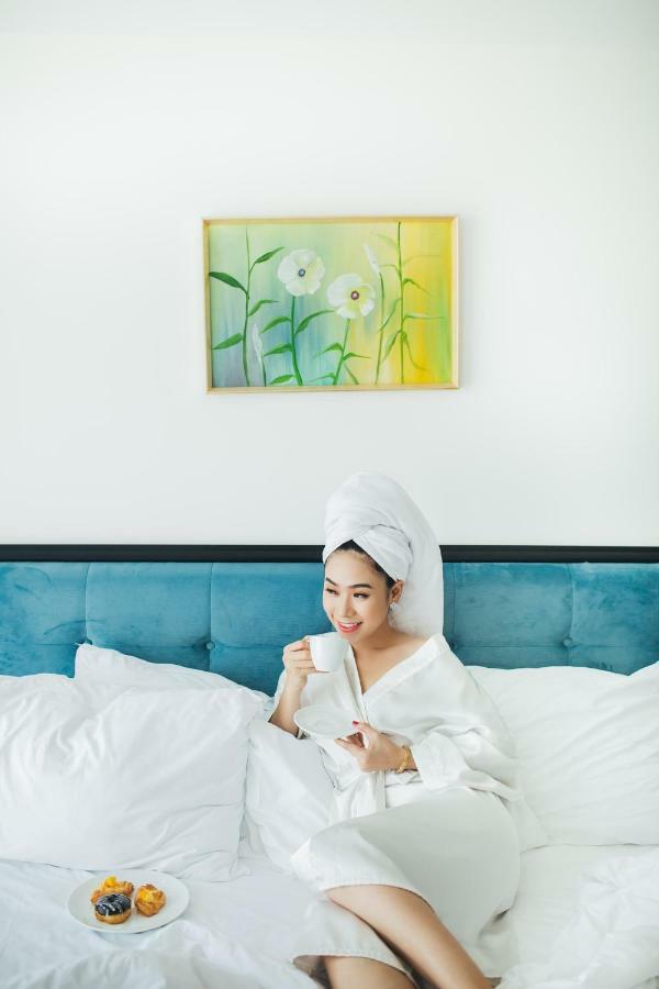 Adaline Hotel And Suite Дананг Екстериор снимка