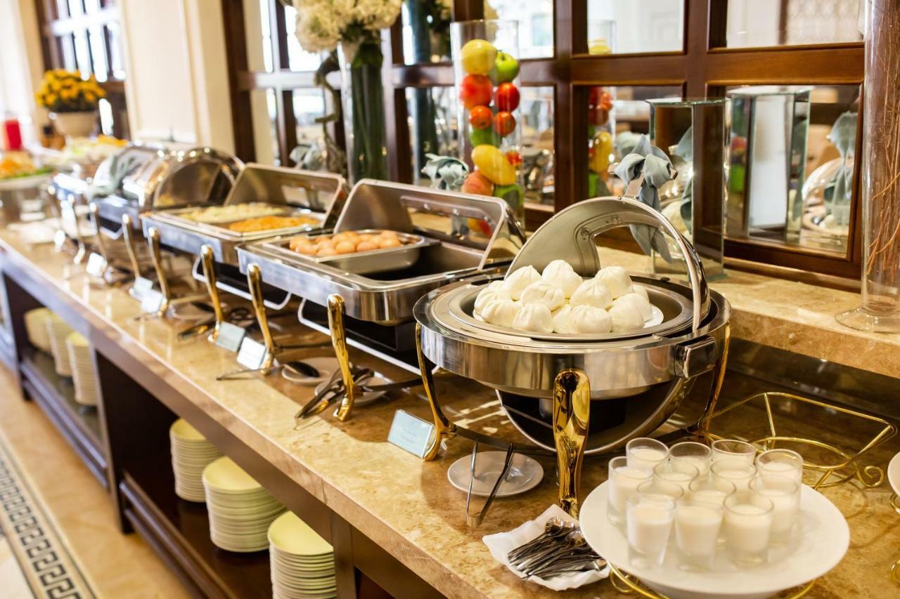 Adaline Hotel And Suite Дананг Екстериор снимка