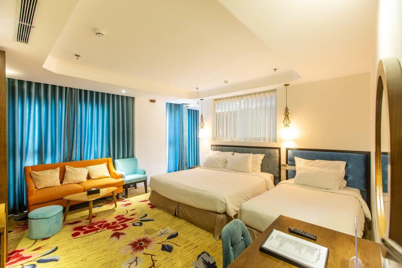 Adaline Hotel And Suite Дананг Екстериор снимка