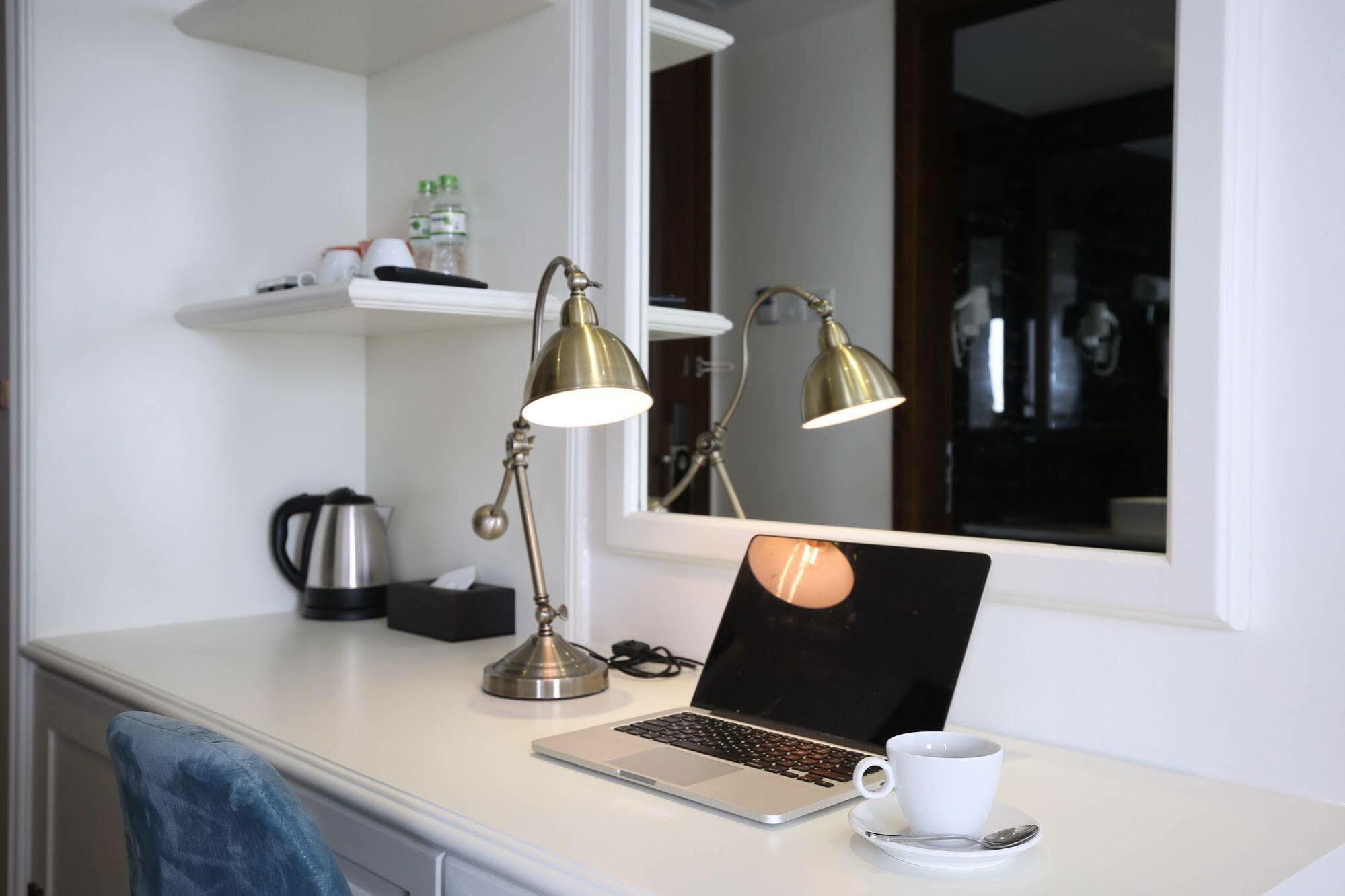Adaline Hotel And Suite Дананг Екстериор снимка