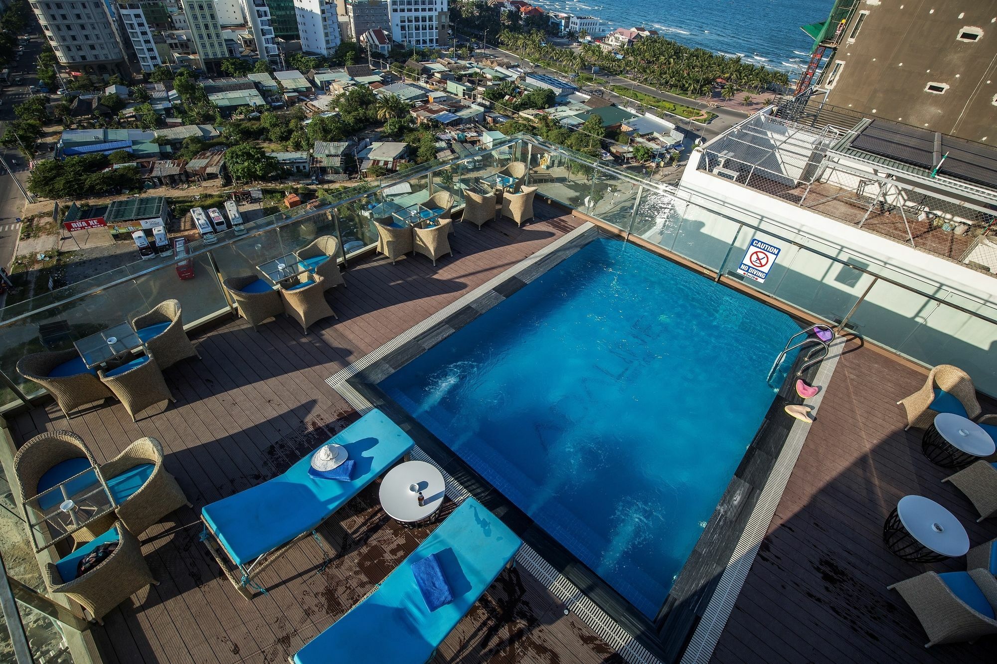 Adaline Hotel And Suite Дананг Екстериор снимка